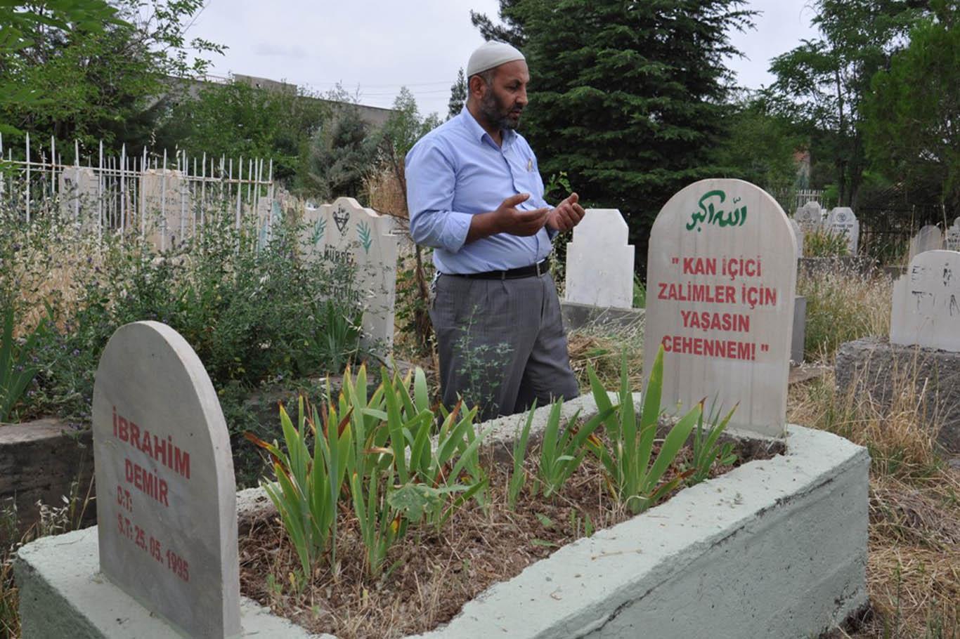 25 Mayıs katliamı unutulmuyor 25 Mayıs katliamı unutulmuyor